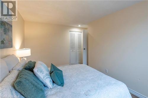 279 Sandowne Drive Unit# 3, Waterloo, ON - Indoor Photo Showing Bedroom