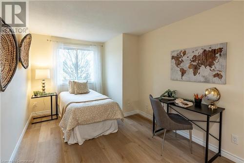 279 Sandowne Drive Unit# 3, Waterloo, ON - Indoor Photo Showing Bedroom