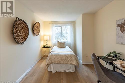 279 Sandowne Drive Unit# 3, Waterloo, ON - Indoor Photo Showing Bedroom