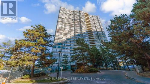 210 - 22 Hanover Road, Brampton, ON - Outdoor With Facade