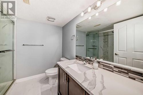 180 Panatella Close Nw, Calgary, AB - Indoor Photo Showing Bathroom