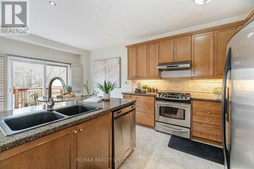 7 Sorbonne Drive, Brampton, ON - Indoor Photo Showing Kitchen With Double Sink