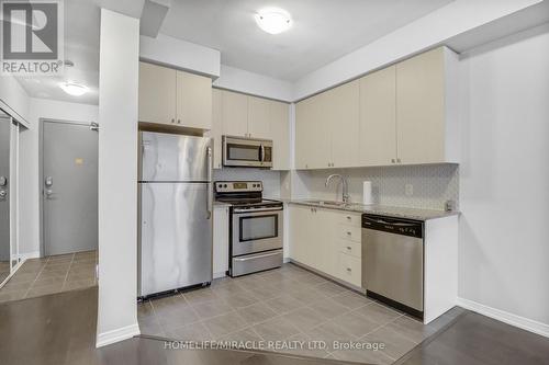 208 - 54 Sky Harbour Drive, Brampton, ON - Indoor Photo Showing Kitchen With Stainless Steel Kitchen