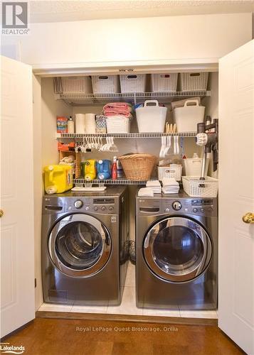 472 Ferndale Drive N, Barrie (Northwest), ON - Indoor Photo Showing Laundry Room