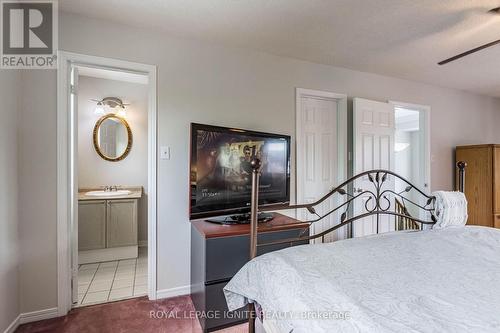 40 Foxchase Drive, Caledon, ON - Indoor Photo Showing Bedroom