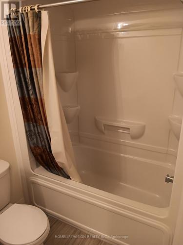 36 Jayla Lane, West Lincoln, ON - Indoor Photo Showing Bathroom