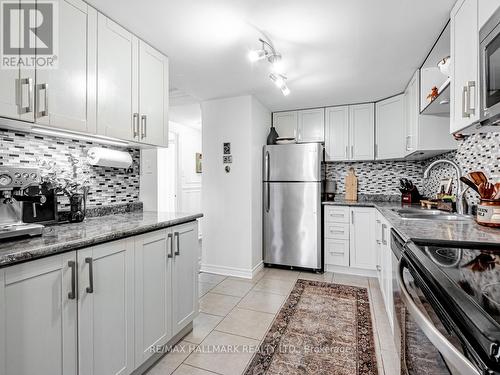 1115 - 20 Dean Park Road, Toronto, ON - Indoor Photo Showing Kitchen With Stainless Steel Kitchen With Upgraded Kitchen