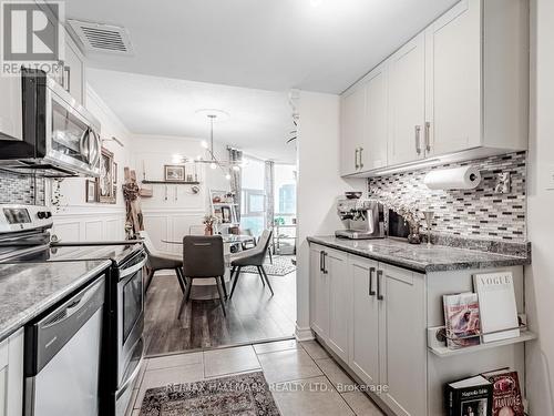 1115 - 20 Dean Park Road, Toronto, ON - Indoor Photo Showing Kitchen With Upgraded Kitchen