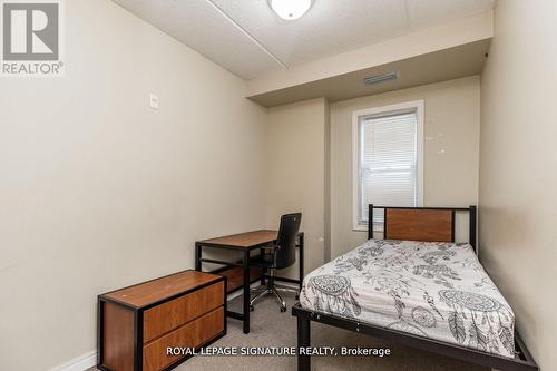 101 - 253 Lester Street, Waterloo, ON - Indoor Photo Showing Bedroom