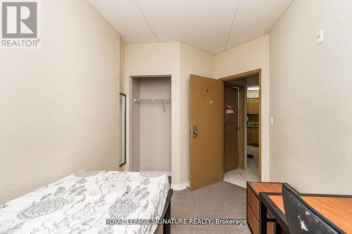 101 - 253 Lester Street, Waterloo, ON - Indoor Photo Showing Bedroom