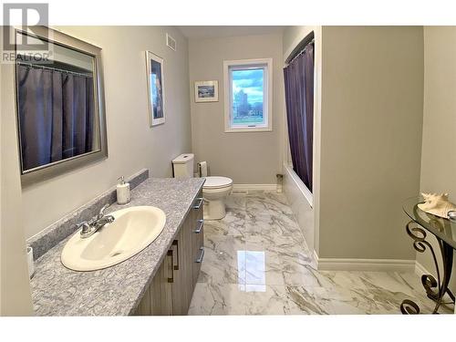 1496 Drummond School Road, Lanark, ON - Indoor Photo Showing Bathroom