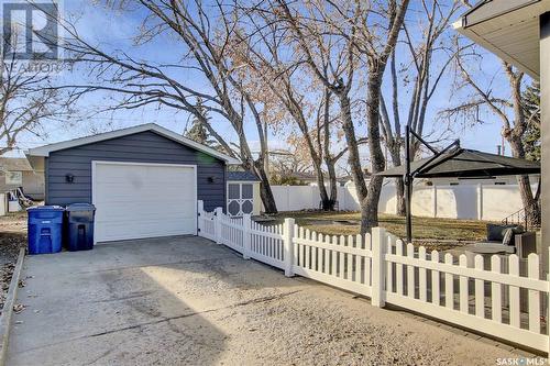 226 5Th Avenue E, Gravelbourg, SK - Outdoor With Exterior