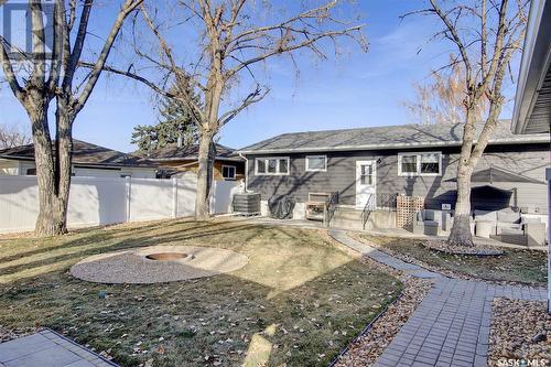 226 5Th Avenue E, Gravelbourg, SK - Outdoor