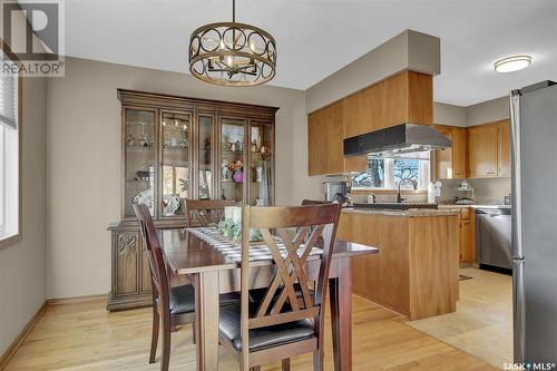 226 5Th Avenue E, Gravelbourg, SK - Indoor Photo Showing Dining Room