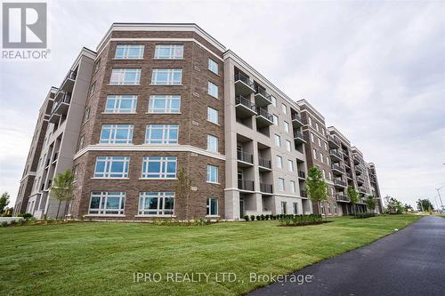 514 - 610 Farmstead Drive, Milton, ON - Outdoor With Facade