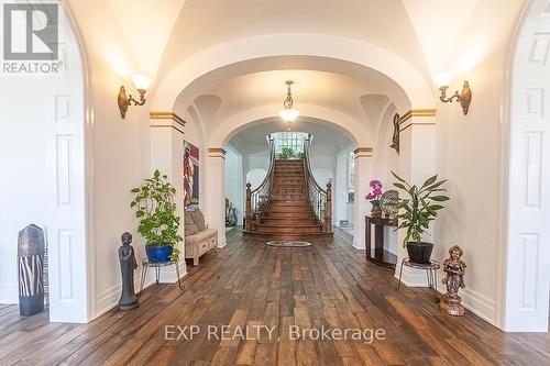 10 Costner Place, Caledon, ON - Indoor Photo Showing Other Room