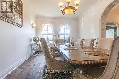 10 Costner Place, Caledon, ON - Indoor Photo Showing Dining Room