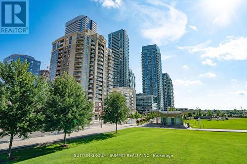 1805 - 350 Princess Royal Drive, Mississauga, ON - Outdoor With Facade