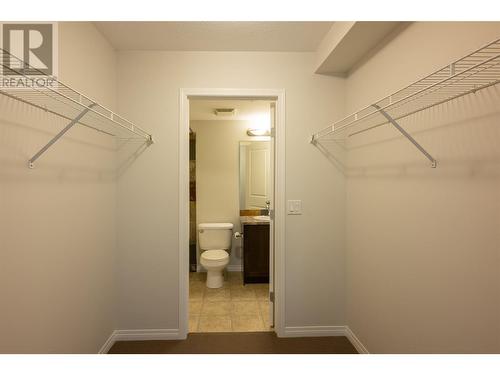 4874 Stanley Street Unit# 106, Radium Hot Springs, BC - Indoor With Storage