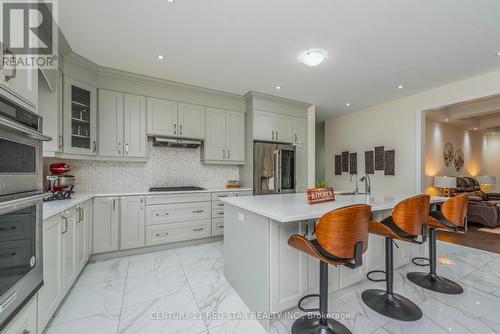 1 Goodview Drive, Brampton, ON - Indoor Photo Showing Kitchen With Upgraded Kitchen