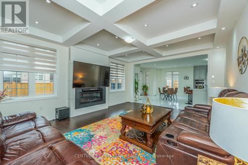 1 Goodview Drive, Brampton, ON - Indoor Photo Showing Living Room