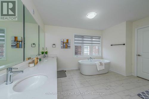 1 Goodview Drive, Brampton, ON - Indoor Photo Showing Bathroom