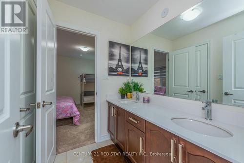 1 Goodview Drive, Brampton, ON - Indoor Photo Showing Bathroom