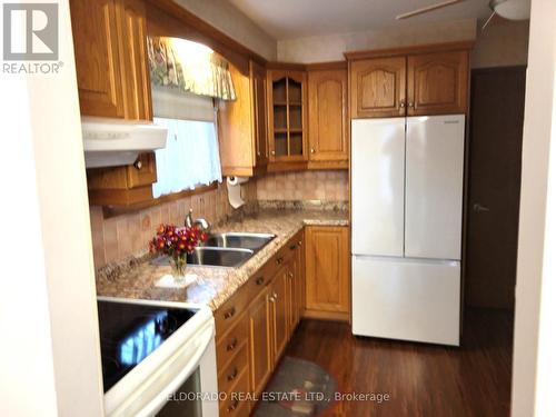 77 Sherman Drive, St. Catharines, ON - Indoor Photo Showing Kitchen With Double Sink