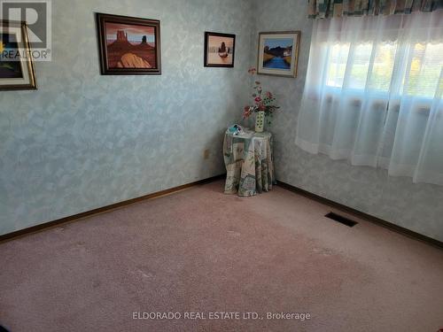 77 Sherman Drive, St. Catharines, ON - Indoor Photo Showing Other Room