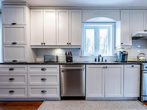 Cuisine - 3128  - 3140 103E Avenue, Shawinigan, QC - Indoor Photo Showing Kitchen