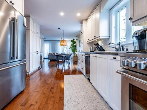 Cuisine - 3128  - 3140 103E Avenue, Shawinigan, QC - Indoor Photo Showing Kitchen With Upgraded Kitchen