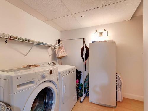 Laundry room - 302-4971 Av. Eliot, Laval (Chomedey), QC - Indoor Photo Showing Laundry Room