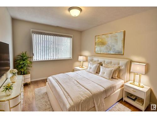 #316 237 Youville Dr Nw, Edmonton, AB - Indoor Photo Showing Bedroom