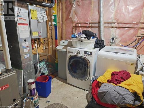 253 Pineland Place, Waterloo, ON - Indoor Photo Showing Laundry Room