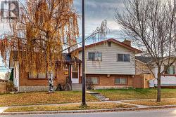 4927 Marlborough Drive NE  Calgary, AB T2A 2Z4