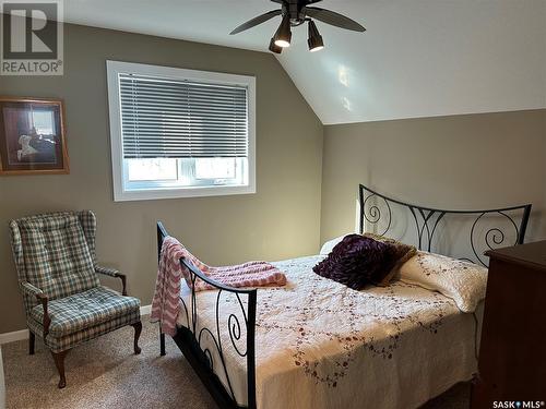 Iroquois Lake, Saskatchewan - Indoor Photo Showing Bedroom