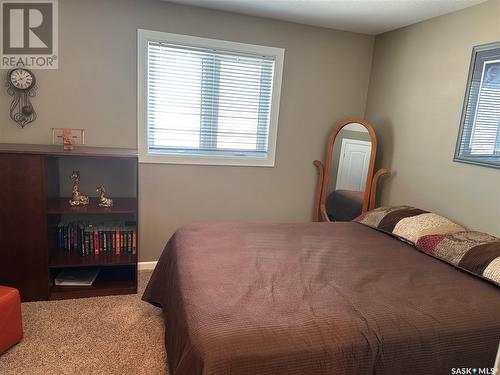 Iroquois Lake, Saskatchewan - Indoor Photo Showing Bedroom