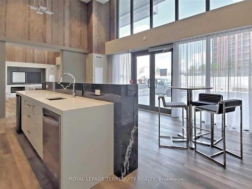 1808-85 Oneida Cres, Richmond Hill, ON - Indoor Photo Showing Kitchen