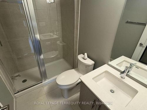 6-3472 Widdicombe Way, Mississauga, ON - Indoor Photo Showing Bathroom