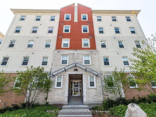 101-253 Lester St, Waterloo, ON - Outdoor With Facade