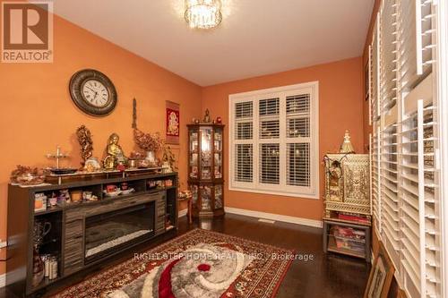 29 Watson Drive S, New Tecumseth, ON - Indoor Photo Showing Other Room With Fireplace