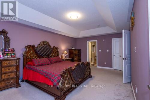 29 Watson Drive S, New Tecumseth, ON - Indoor Photo Showing Bedroom