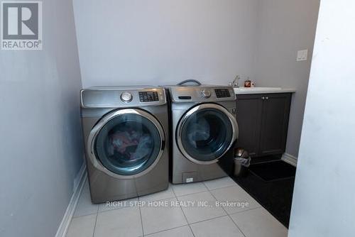 29 Watson Drive S, New Tecumseth, ON - Indoor Photo Showing Laundry Room