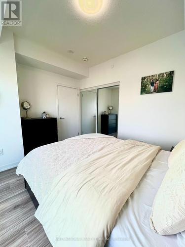 2605 - 4065 Confederation Parkway, Mississauga, ON - Indoor Photo Showing Bedroom