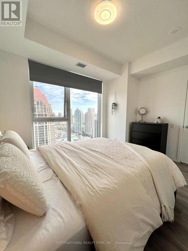 2605 - 4065 Confederation Parkway, Mississauga, ON - Indoor Photo Showing Bedroom