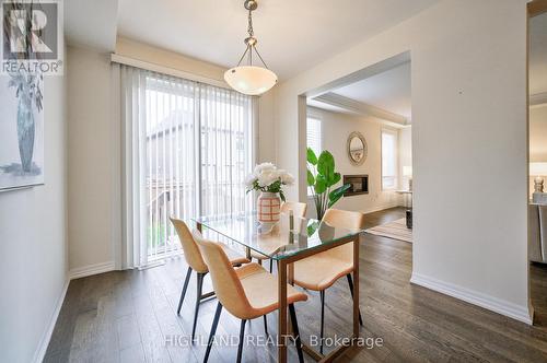 276 Harold Dent Trail, Oakville, ON - Indoor Photo Showing Dining Room