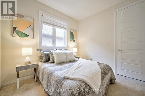 276 Harold Dent Trail, Oakville, ON - Indoor Photo Showing Bedroom