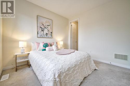 276 Harold Dent Trail, Oakville, ON - Indoor Photo Showing Bedroom