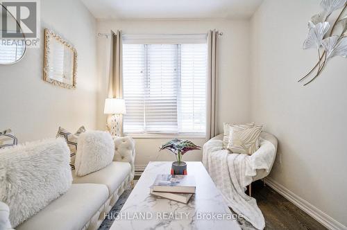 276 Harold Dent Trail, Oakville, ON - Indoor Photo Showing Living Room