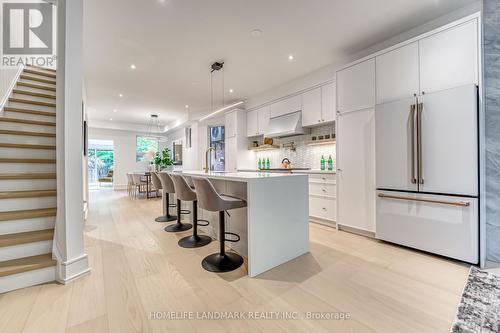 195 Albany Avenue, Toronto, ON - Indoor Photo Showing Kitchen